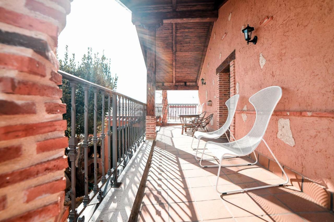 La Huerta Del Duero Guest House Villamarciel Luaran gambar